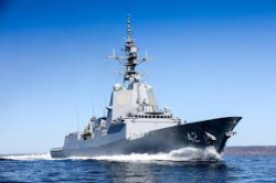 Un buque de guerra canadiense y otro australiano cruzan el estrecho de Taiwán
