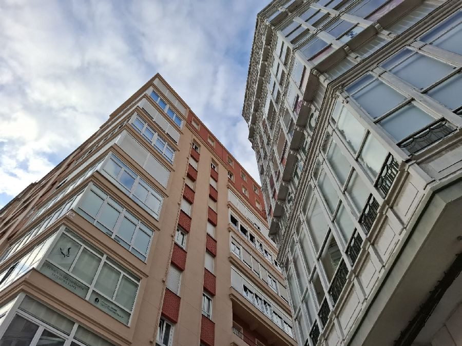 Un caso de Covid en Santander confirma que enfermedades pueden propagarse entre viviendas con ventilaci&oacute;n compartida