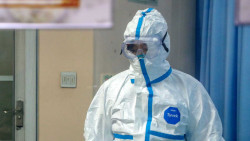 Un documento del Ej&eacute;rcito de Tierra prev&eacute; dos oleadas m&aacute;s de la epidemia y se podr&iacute;a volver al confinamiento