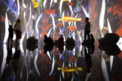 Una muestra inmersiva dota de movimiento obras modernistas de Monet, Gauguin o Kandinski hasta el 6 de enero en Madrid