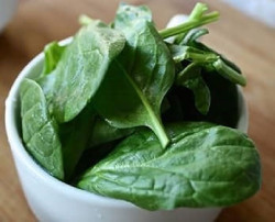 Una porci&oacute;n de verduras al d&iacute;a reduce el riesgo de enfermedades card&iacute;acas, seg&uacute;n estudio