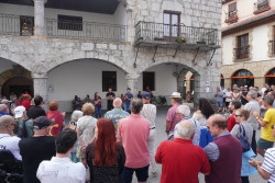 Una protesta denuncia en Laredo "las actitudes antidemocr&aacute;ticas" del alcalde