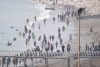Unos 1000 marroqu&iacute;es acampan en las inmediaciones del Centro de Estancia Temporal de Inmigrantes (CETI) de Ceuta