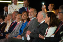 Y encima  meten a la Casa Real en este l&iacute;o del crucero y la operaci&oacute;n de desembarco de S&aacute;nchez