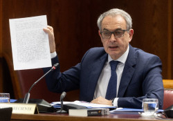 Zapatero pide al juez que pida a EEUU informaci&oacute;n sobre el acceso al contenido del m&oacute;vil de un exdirectivo de Plus Ultra