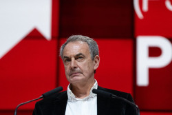 Zapatero solicita que no se le interrogue esta semana por las joyas pero s&iacute; por Plus Ultra para preparar m&aacute;s su defensa